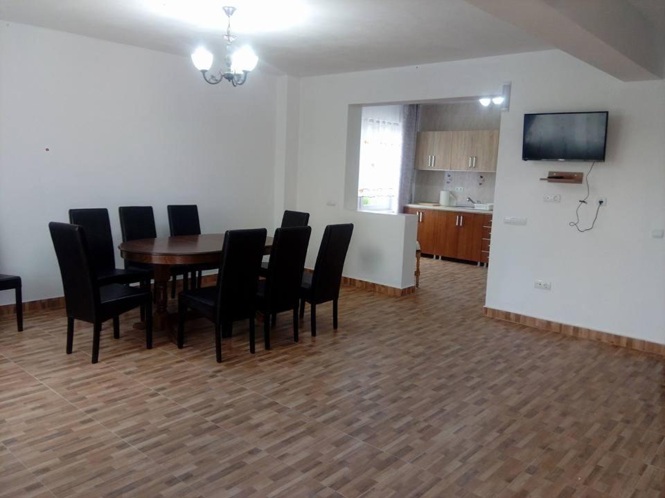 Vila Lorin Cristeştii-Ciceului Exteriör bild
