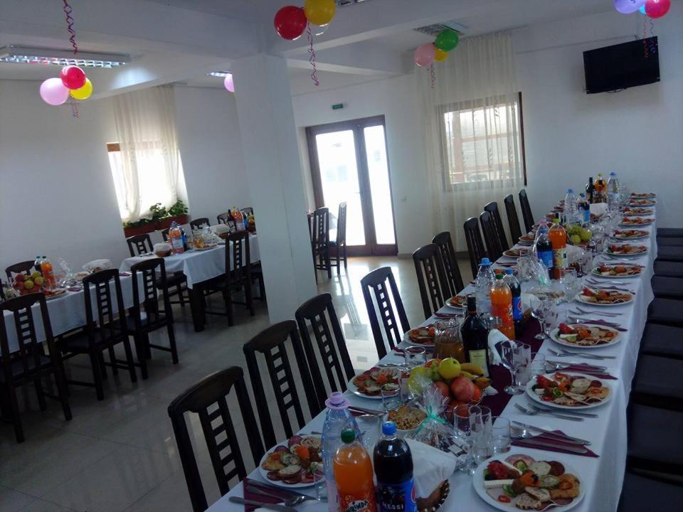 Vila Lorin Cristeştii-Ciceului Exteriör bild